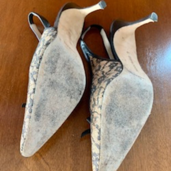Manolo Blahnik Lace slingback - Picture 4 of 5